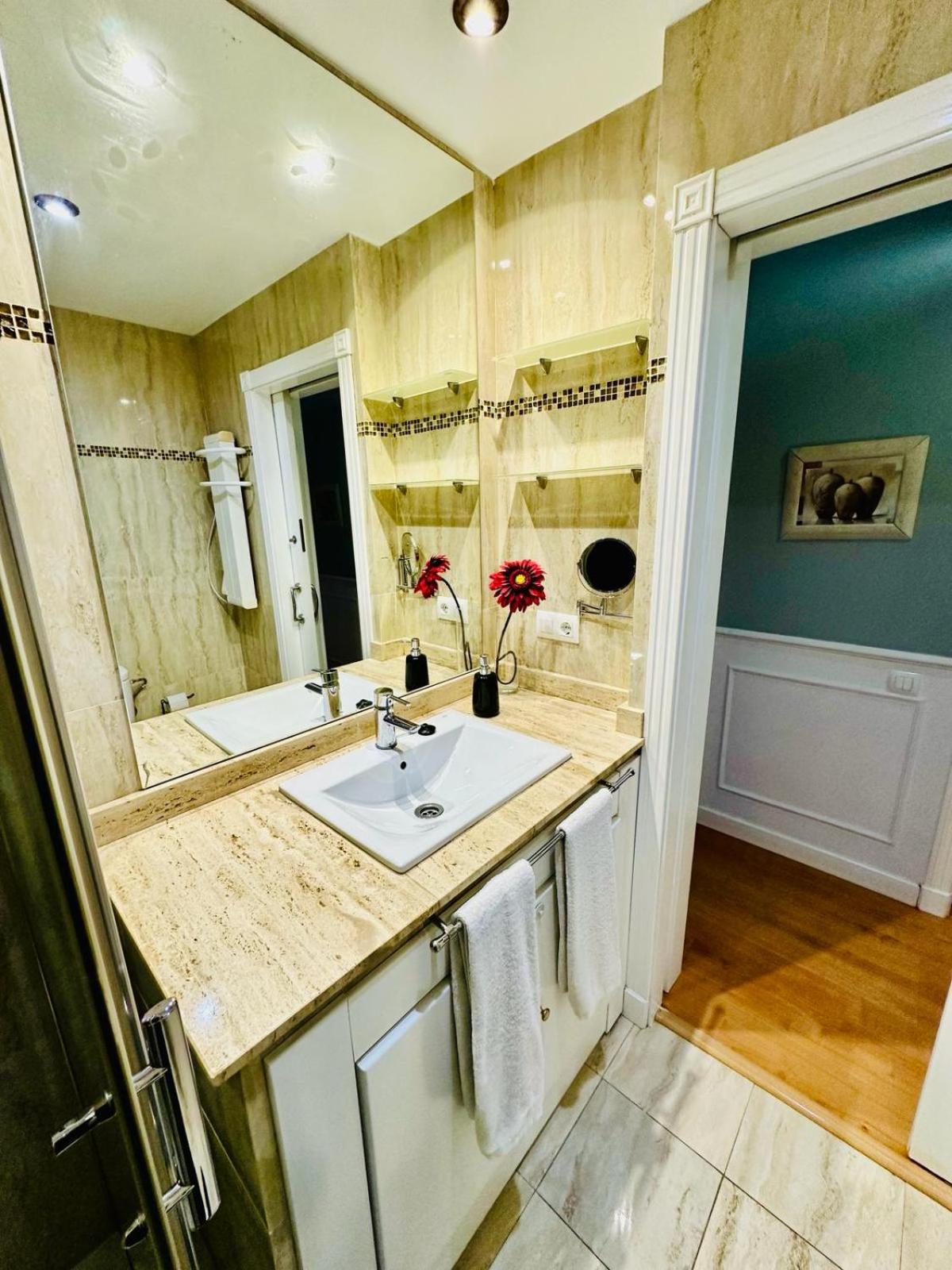 Apartamento Turístico Pizarro Merida Bagian luar foto